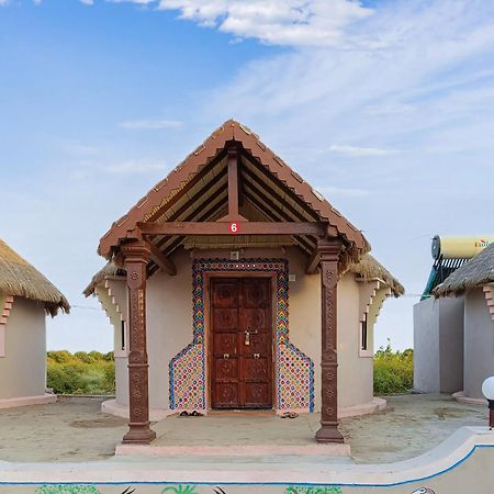 Dholavira Village Resort ภายนอก รูปภาพ