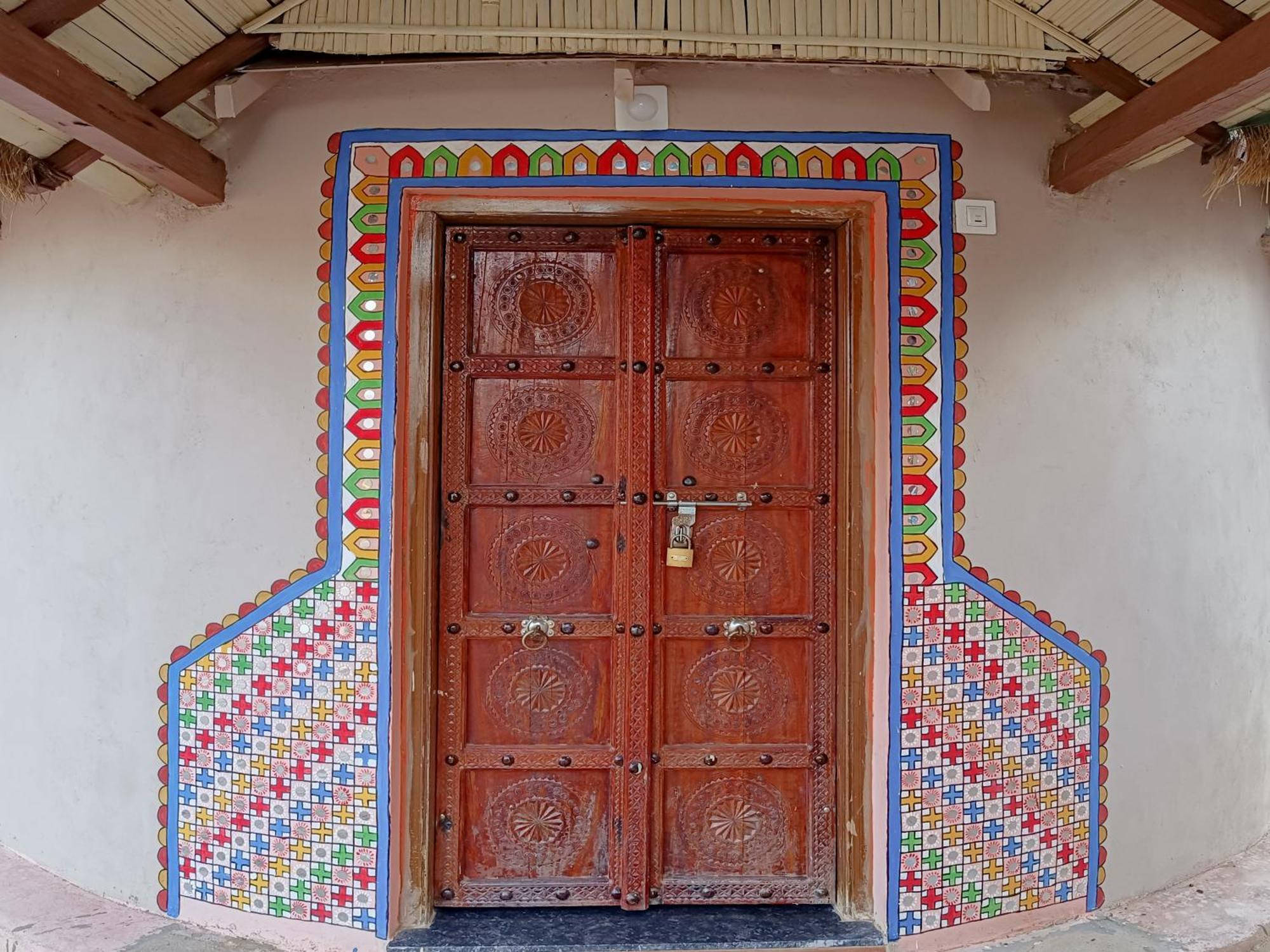 Dholavira Village Resort ภายนอก รูปภาพ